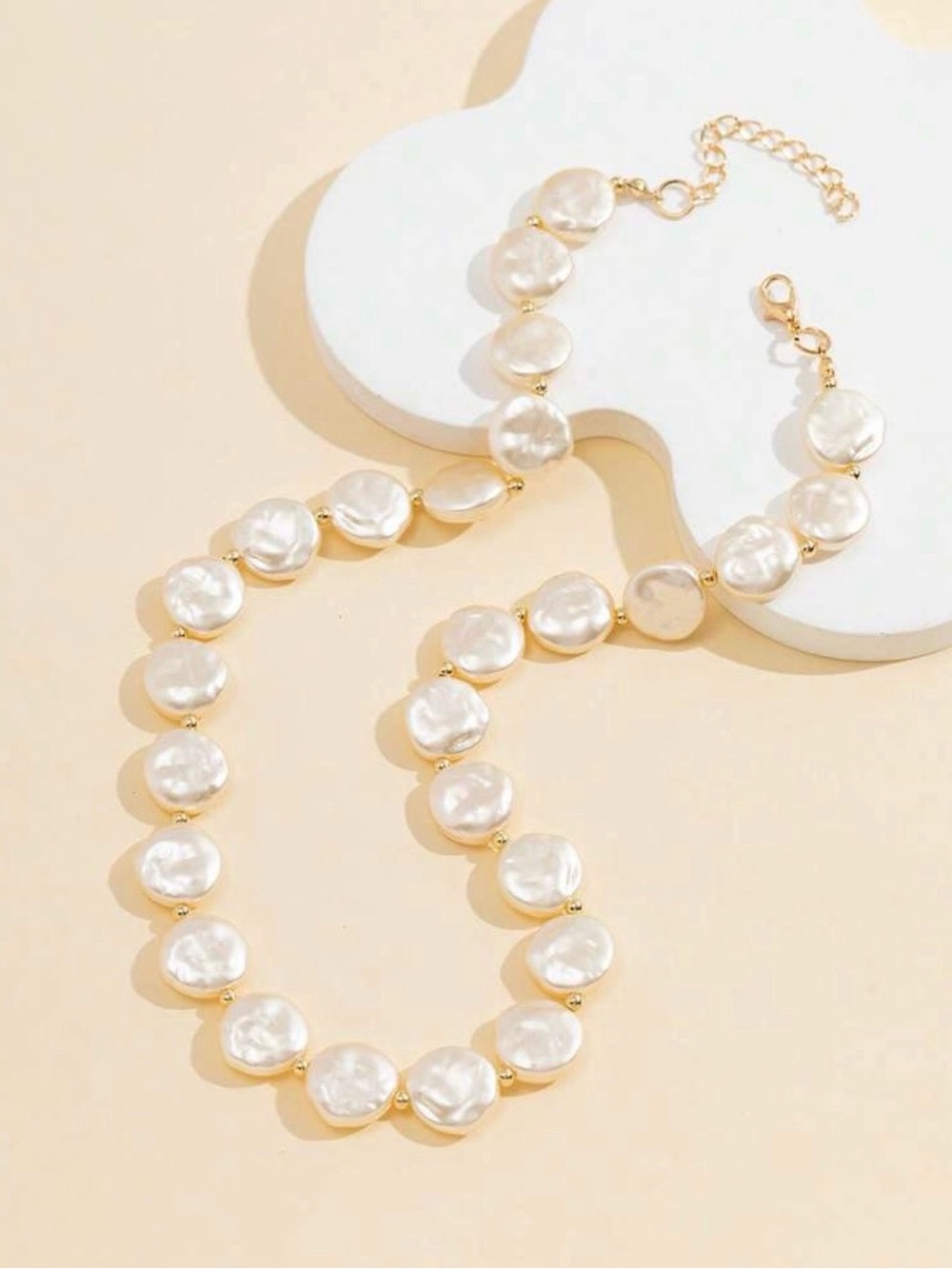 Anthropologie “Freshwater Pearl Disc Cluster” Baroque Repeating Beaded Necklace - Picture 4 of 11